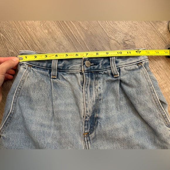 Aritizia Denim Forum The Luanne High Rise Tapered Jeans 30L High-waisted Size 25 - Picture 7 of 11